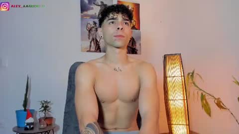 Snapshot of alex_zt7 chatting on 07.05.26 x online show from 07.05.26