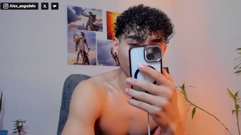 Snapshot of alex_zt7 chatting on 07.15.26 x online show from 07.15.26