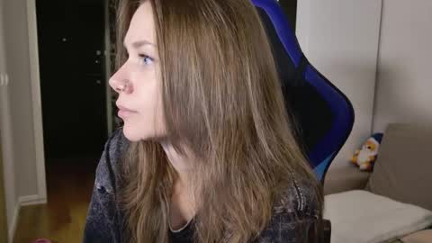Snapshot of alexa_feels chatting on 05.24.26 Little Duck homie online show from 05.24.26