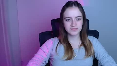 Snapshot of alexa_missu chatting on 11.04.25 Alexa online show from 11.04.25