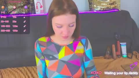 Snapshot of alexa_stoun chatting on 01.04.25 Alexa online show from 01.04.25