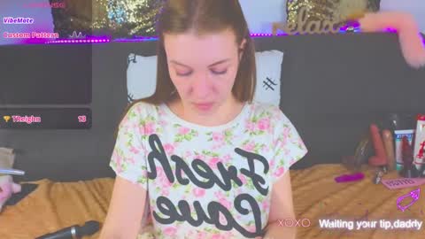 Snapshot of alexa_stoun chatting on 02.06.25 Alexa online show from 02.06.25