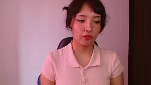 Snapshot of alexaa08 chatting on 06.20.26 Alexandra 3 online show from 06.20.26