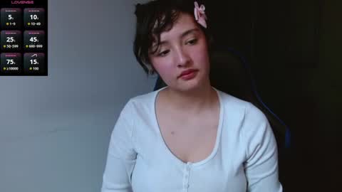 Snapshot of alexaa08 chatting on 07.10.26 Alexandra 3 online show from 07.10.26