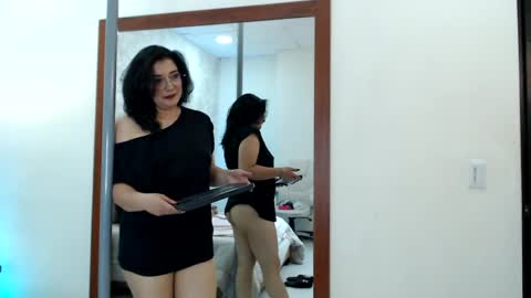 Snapshot of alexaa_sanz chatting on 05.28.26 Alexaa sanz online show from 05.28.26