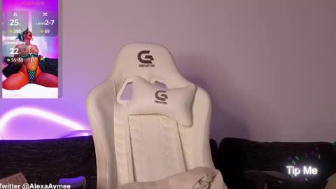 Snapshot of alexaaimee chatting on 02.15.26 Alexa online show from 02.15.26