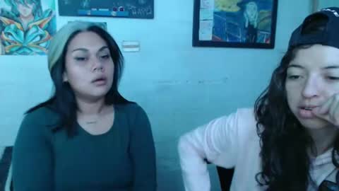 Snapshot of alexablu3 chatting on 12.31.24 Alexa Blu3 online show from 12.31.24