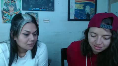 Snapshot of alexablu3 chatting on 01.09.25 Alexa Blu3 online show from 01.09.25