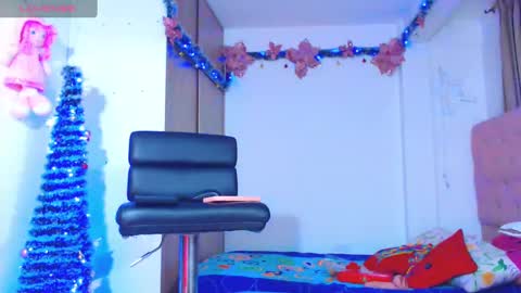 Snapshot of alexafoxxy01 chatting on 12.28.24 alexafoxxy01 online show from 12.28.24