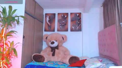 Snapshot of alexafoxxy01 chatting on 01.23.25 alexafoxxy01 online show from 01.23.25