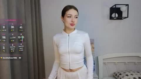 Emma - blonde and Mia - dark online show from 09.30.25