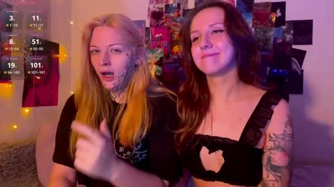 Snapshot of alexalarose chatting on 04.24.26 alexalarose online show from 04.24.26