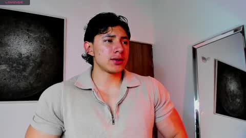 Snapshot of alexander_classy chatting on 05.28.26 Alex online show from 05.28.26