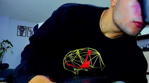 Snapshot of alexander_collin_ chatting on 02.04.25 Alex Collin online show from 02.04.25