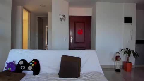 Onlyfansalexmartinezwb  Instagram alexwbmartinez  Twitter martinezcb937 online show from 12.18.24