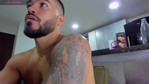 Onlyfansalexmartinezwb  Instagram alexwbmartinez  Twitter martinezcb937 online show from 01.19.25