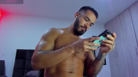 Onlyfansalexmartinezwb  Instagram alexwbmartinez  Twitter martinezcb937 online show from 02.28.25