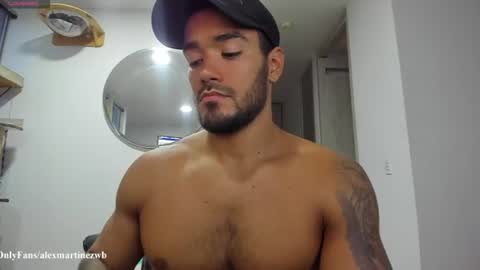 Snapshot of alexander_martines chatting on 06.23.26 Onlyfansalexmartinezwb Instagram alexwbmartinez Twitter martinezcb937 online show from 06.23.26