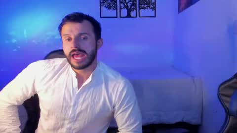 Snapshot of alexanderjaz chatting on 06.26.26 Alexander Jaz online show from 06.26.26