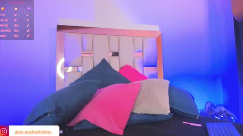 Snapshot of alexandra_holms1 chatting on 12.29.24 alexandra_holms1 online show from 12.29.24