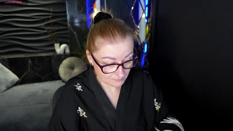 Snapshot of alexandra_kind chatting on 12.06.24 Alexandra online show from 12.06.24