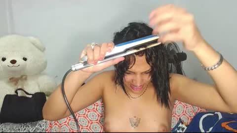 Snapshot of alexandra_lorens chatting on 02.08.26 geo online show from 02.08.26