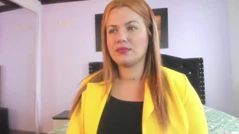 Snapshot of alexandra_torress chatting on 10.15.25 alexandra online show from 10.15.25