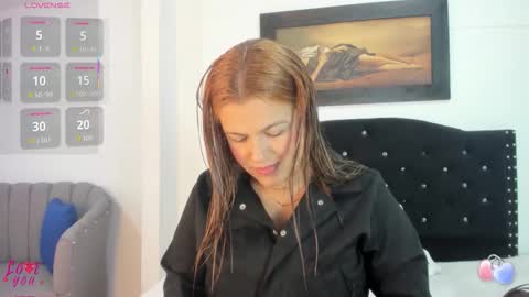 Snapshot of alexandra_torress chatting on 11.16.25 alexandra online show from 11.16.25