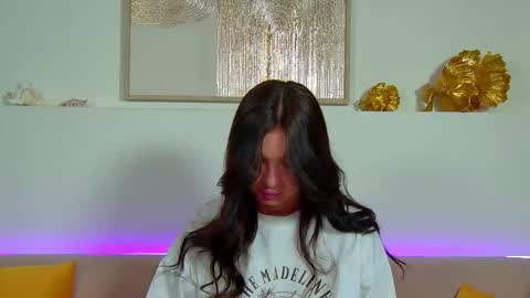 AlexandraBloom online show from 11.10.25