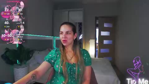 Snapshot of alexandracandy chatting on 06.10.26 alexandracandy online show from 06.10.26