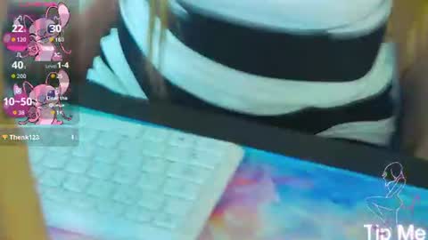 Snapshot of alexandracandy chatting on 06.17.26 alexandracandy online show from 06.17.26