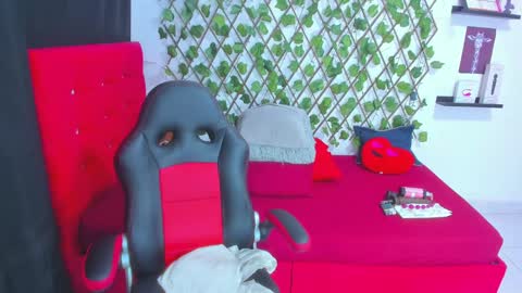 ALEXANDRA online show from 02.08.25