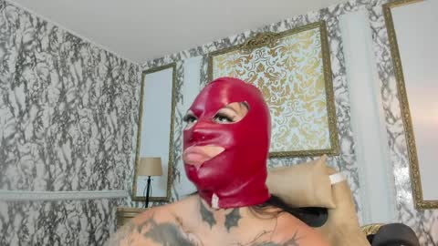 Alexiaa  Online 1430 to 2100 GMT-5 online show from 04.02.26