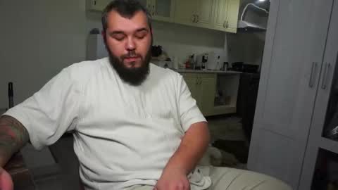 Snapshot of alexirr chatting on 12.03.25 Alex online show from 12.03.25