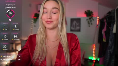 Snapshot of alexis___texas chatting on 12.08.24 Alexis Texas online show from 12.08.24