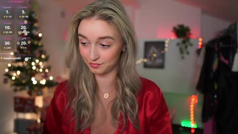 Snapshot of alexis___texas chatting on 12.20.24 Alexis Texas online show from 12.20.24