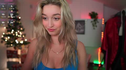 Snapshot of alexis___texas chatting on 01.04.25 Alexis Texas online show from 01.04.25