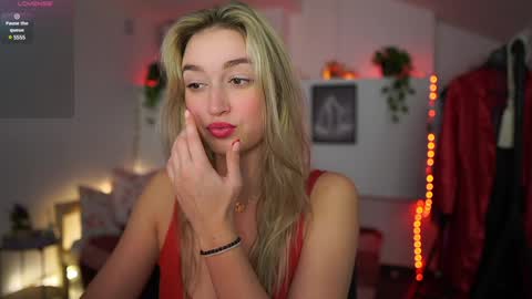 Snapshot of alexis___texas chatting on 01.08.25 Alexis Texas online show from 01.08.25