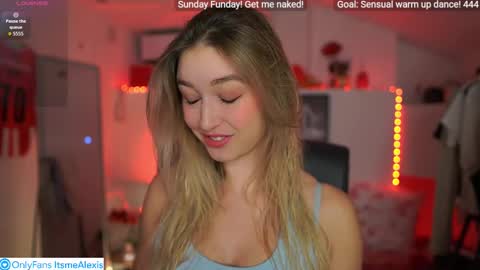 Snapshot of alexis___texas chatting on 11.16.25 Alexis Texas online show from 11.16.25