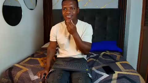 Snapshot of alexis_fernandez chatting on 07.15.26 Alexis Fernandez online show from 07.15.26