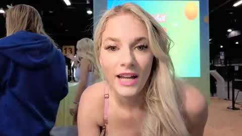 alexispaige06 online show from 04.12.26