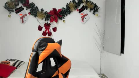 Snapshot of alexj_black chatting on 02.05.26 ALEXJ BLACK online show from 02.05.26