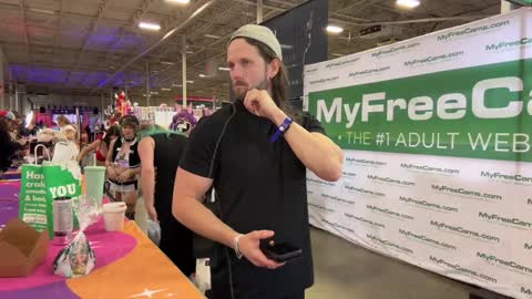 Alex Mann online show from 12.06.24