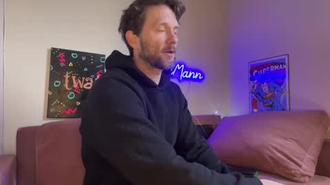 Snapshot of alexmanndickerson chatting on 03.15.26 Alex Mann online show from 03.15.26
