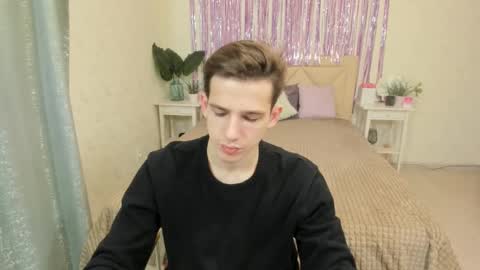 Snapshot of alexs_771 chatting on 02.26.25 Dennis online show from 02.26.25