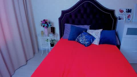 Snapshot of alexs_771 chatting on 03.07.25 Dennis online show from 03.07.25