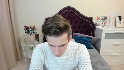 Snapshot of alexs_771 chatting on 03.11.25 Dennis online show from 03.11.25