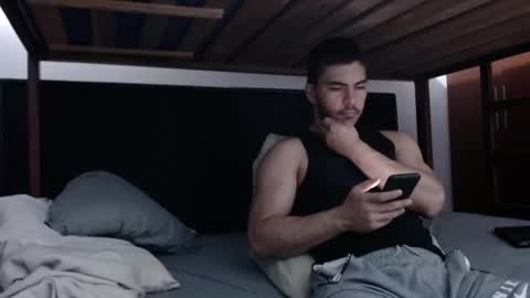 Snapshot of alexsb1998 chatting on 02.04.25 alexsb1998 online show from 02.04.25