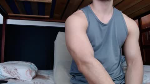 Snapshot of alexsb1998 chatting on 02.23.25 alexsb1998 online show from 02.23.25