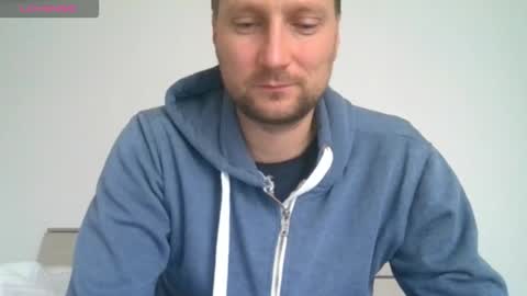 Snapshot of alexswitch8888 chatting on 10.21.25 Alex online show from 10.21.25